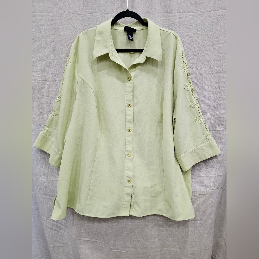 Maggie Barnes Light Green Button Up Blouse Open Work Embroidered Sleeves Size 3X